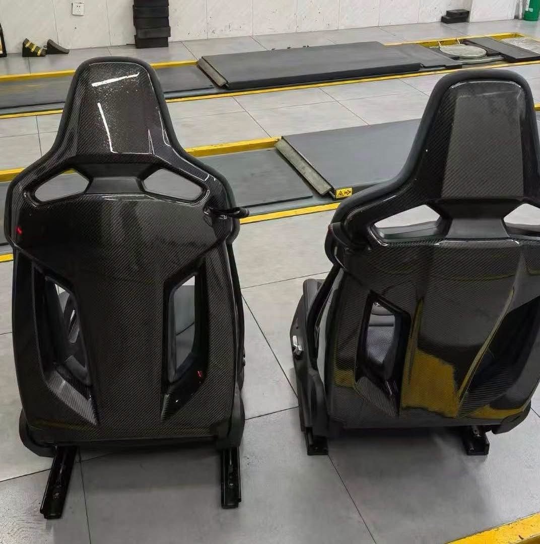 OEM BMW G82 M4 Carbon Fiber Bucket Seat Set - Image 3