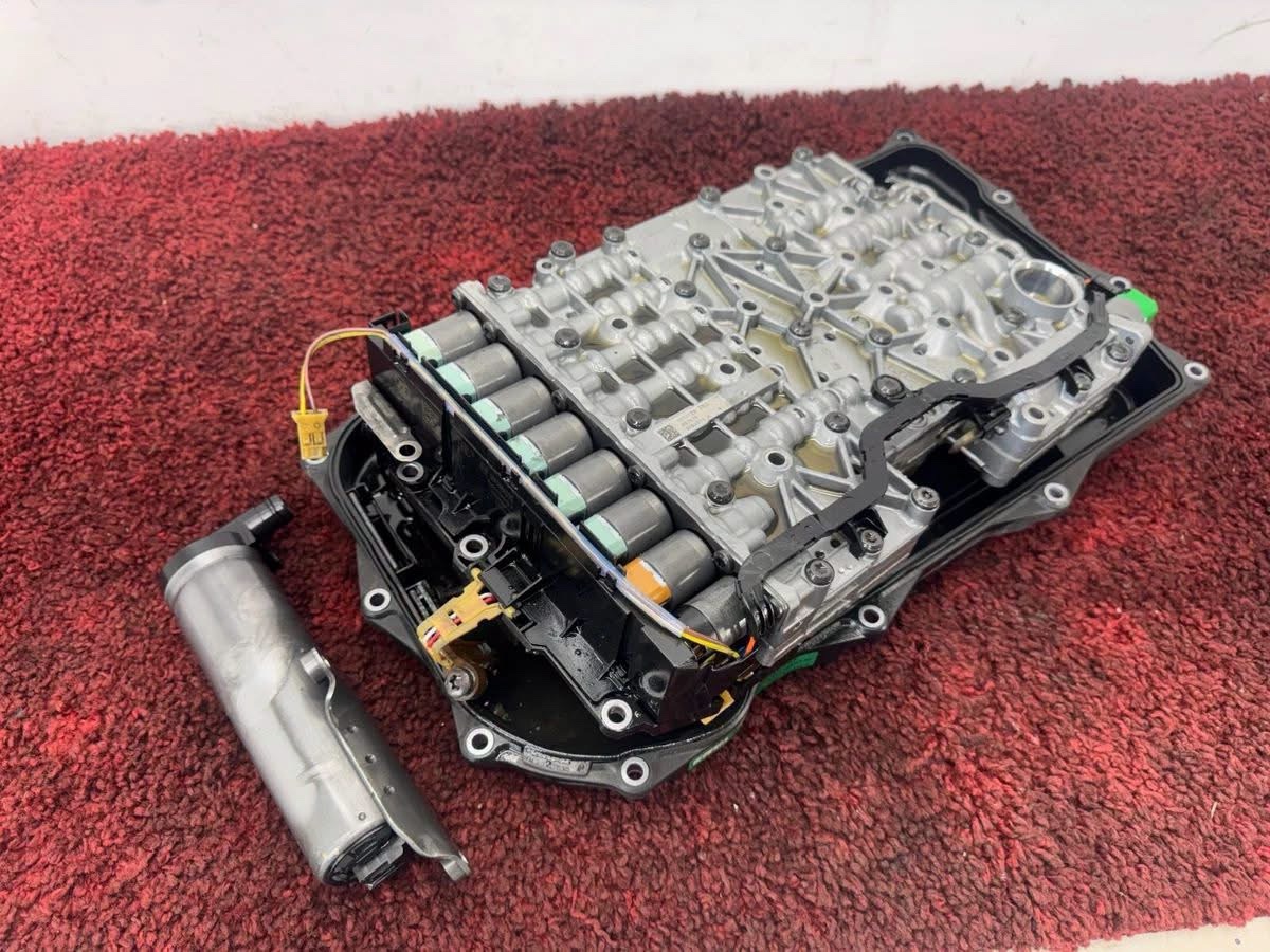 OEM BMW G20 G22 G26 G29 Automatic Transmission Valve Body Mechatronics – 33K Miles - Image 9