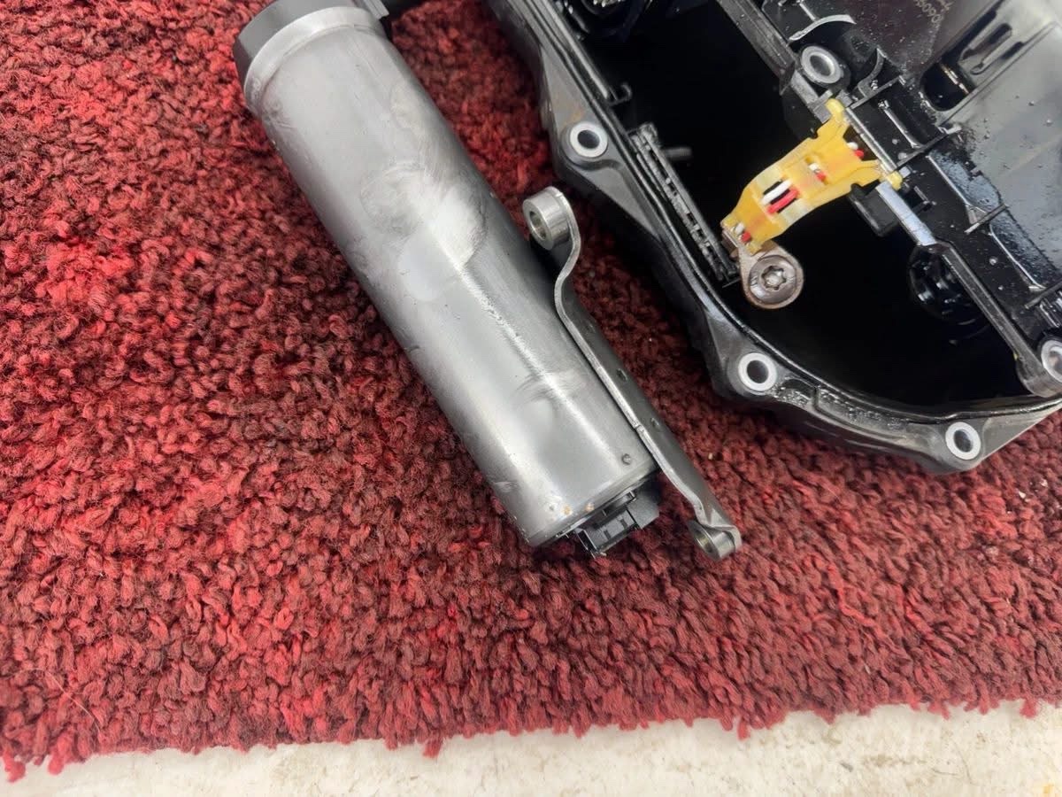 OEM BMW G20 G22 G26 G29 Automatic Transmission Valve Body Mechatronics – 33K Miles - Image 4